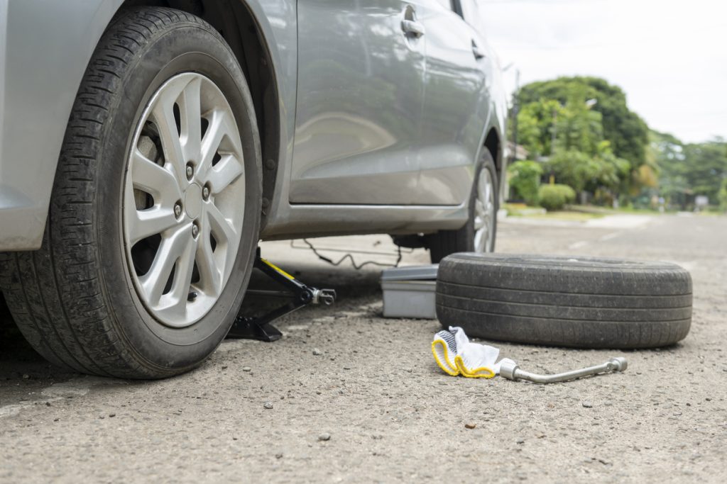 emergency tyre replacement