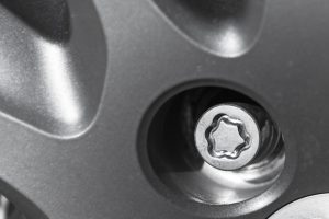 locking wheel nut